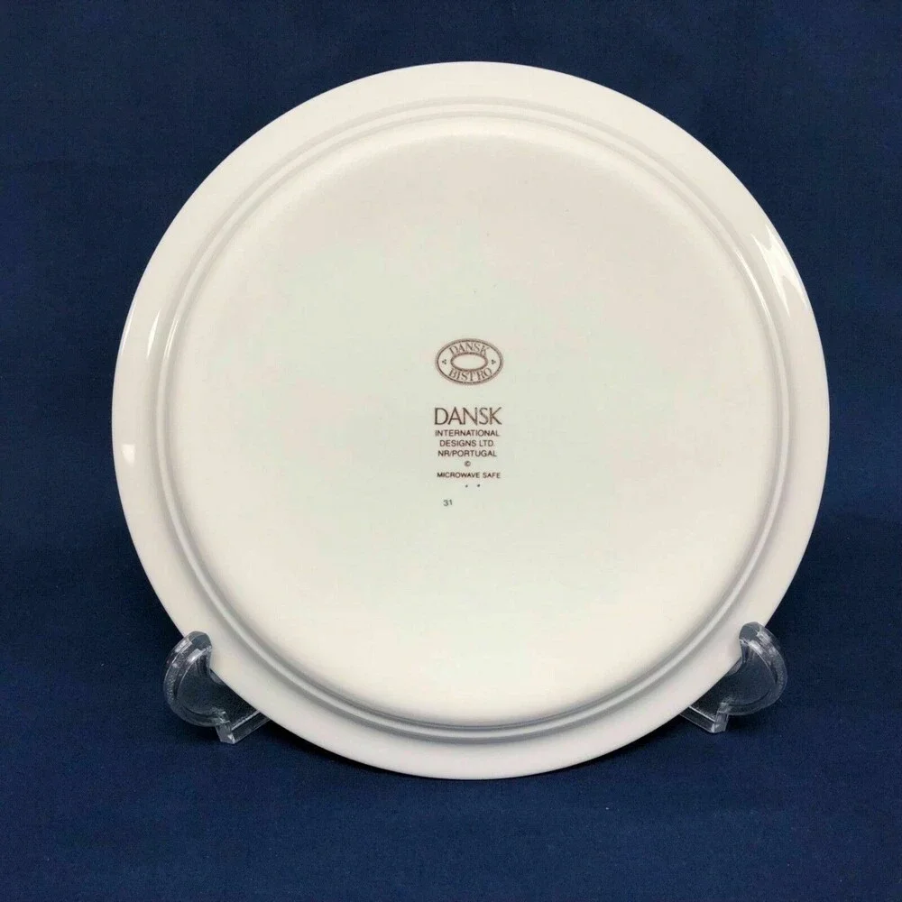 Dansk Bistro Plate White Green Blue Red Holly Berries‎ 8 3/4